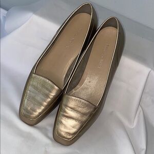 Enzo Angiolini Gold Metallic Flats for Women size 8N